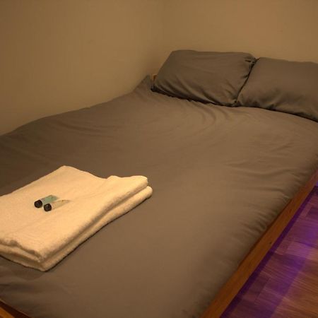 Central Serviced Apartments - Two Bedroom Apartment Cardiff Exterior foto